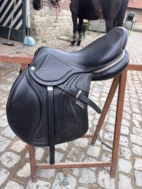 Sella da salto ostacoli CWD  17.5" - 2021