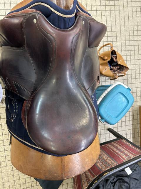Sella da dressage CWD SE08 17.5" - 2011
