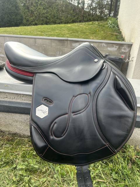 Sella da salto ostacoli Time Rider  17" - 2020