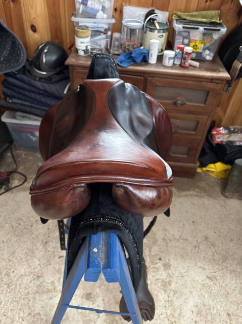 Sella da dressage  Cobra  17.5" - 2010