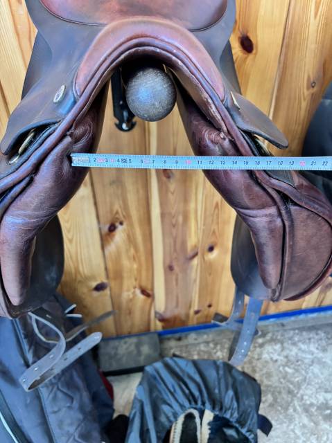 Sella da dressage  Cobra  17.5" - 2010