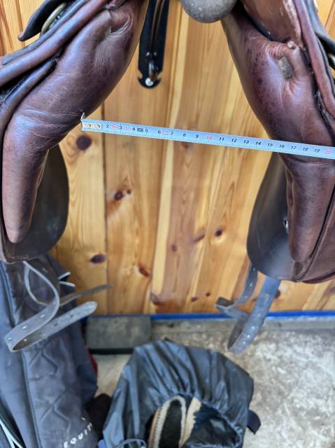 Sella da dressage  Cobra  17.5" - 2010