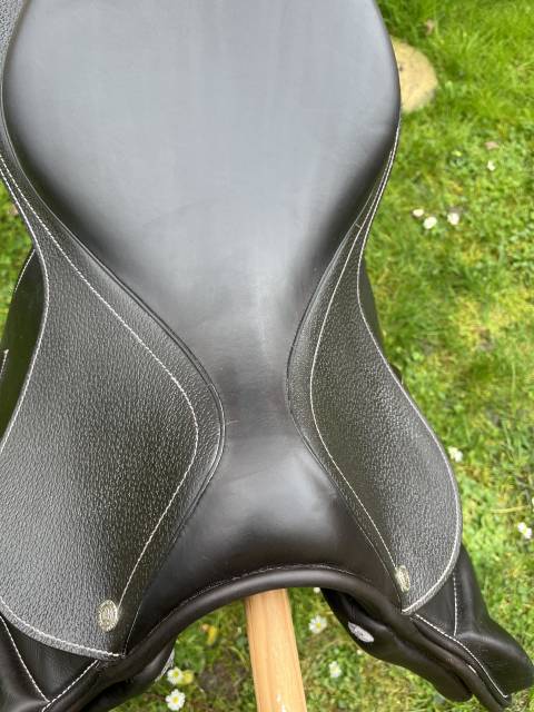 Sella mista Privil&egrave;ge Equitation  17.5" - 2021