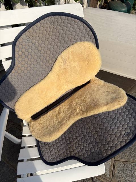 Sottosella con agnello incorporato salvaschiena MATTES