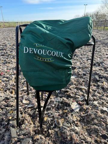 Sella da dressage Devoucoux  18" - 2021