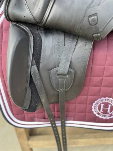 Sella da dressage Erreplus  17" - 2024
