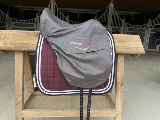 Sella da dressage Erreplus  17" - 2024