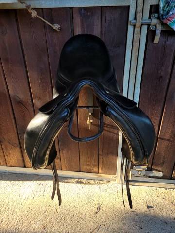 Sella da dressage Bates  17.5" - 2010