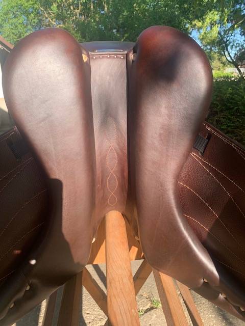 Sella da dressage Antar&egrave;s  17.5" - 2017
