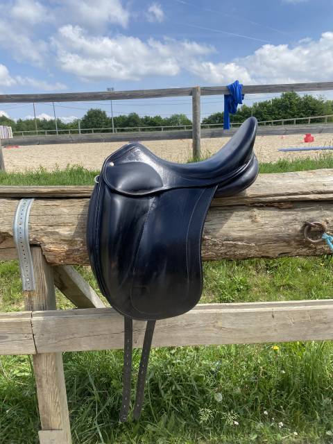 Sella da dressage Childeric  17.5" - 2017