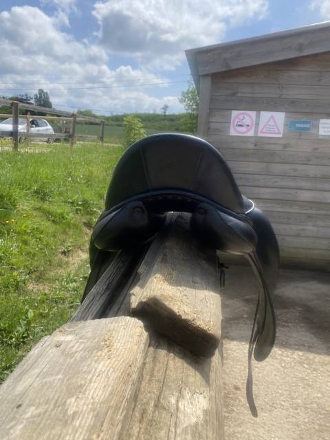 Sella da dressage Childeric  17.5" - 2017