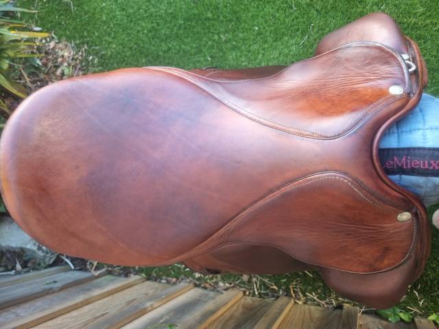 Sella da dressage Belloir  17" - 2010