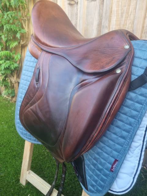 Sella da dressage Belloir  17" - 2010