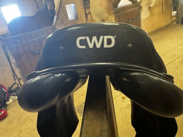 Sella da salto ostacoli CWD  17.5" - 2015