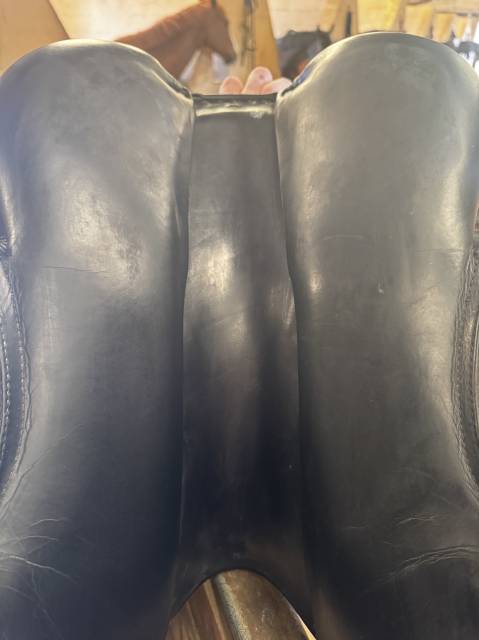 Sella da salto ostacoli CWD  17.5" - 2015