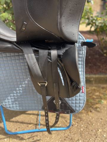 Sella da dressage Stubben  17.5" - 2021