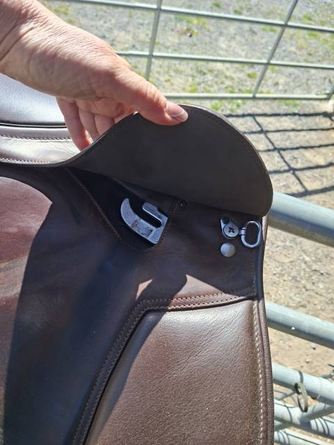 Sella mista Arena Cob 17.5" - 2025