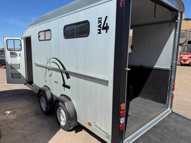 Trailer Cheval Libert&eacute; MAXI 4  4 Cavalli 2024 Occasione