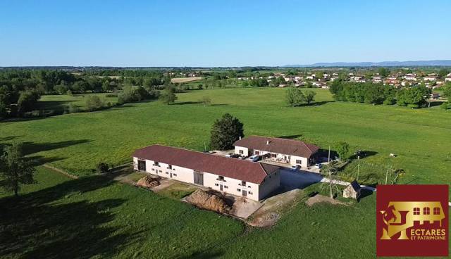 Alloggio equestre In vendita Ain