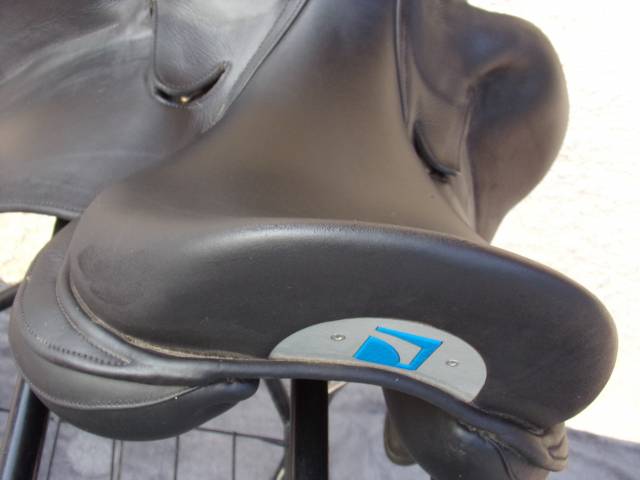 Sella da dressage Childeric  18" - 2021