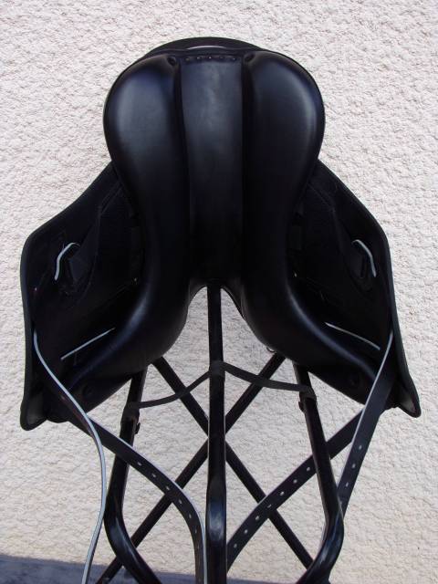 Sella da dressage Childeric  17.5" - 2025