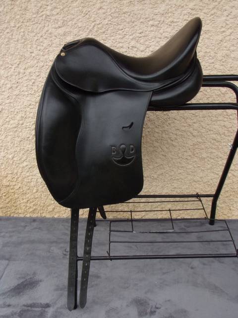 Sella da dressage Delgrange  17.5" - 2014
