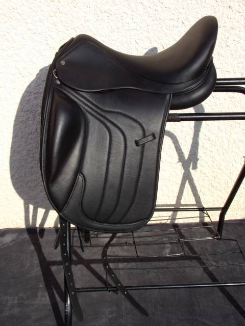 Sella da dressage Antar&egrave;s Altair 17.5" - 2023