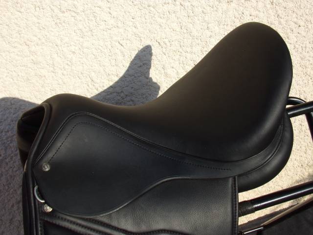 Sella da dressage Antar&egrave;s Altair 17.5" - 2023