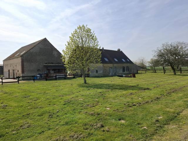 Propriet&agrave; equestre In vendita Loiret