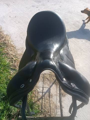 Sella da dressage Devoucoux  18" - 2016