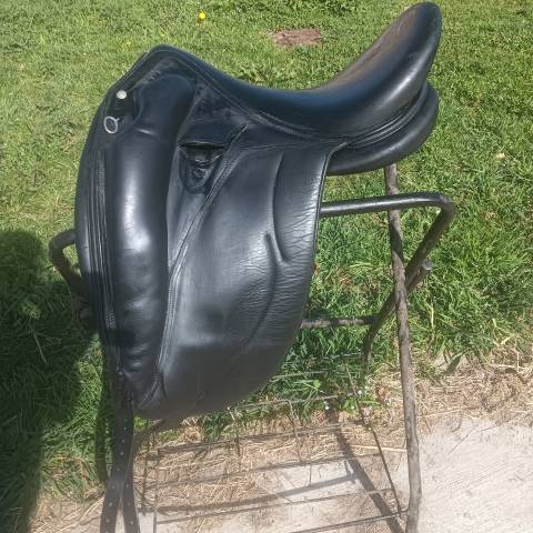 Sella da dressage Devoucoux  18" - 2016