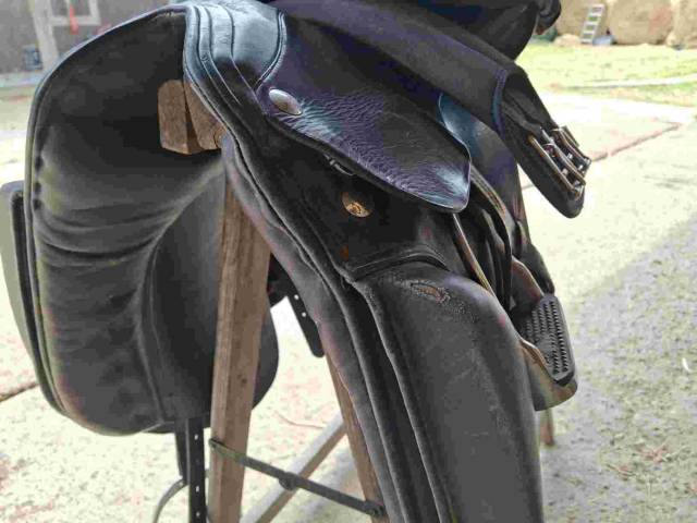 Sella dressage marca Zaldi mod New Kent