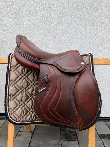 Sella da salto ostacoli CWD  17.5" - 2021