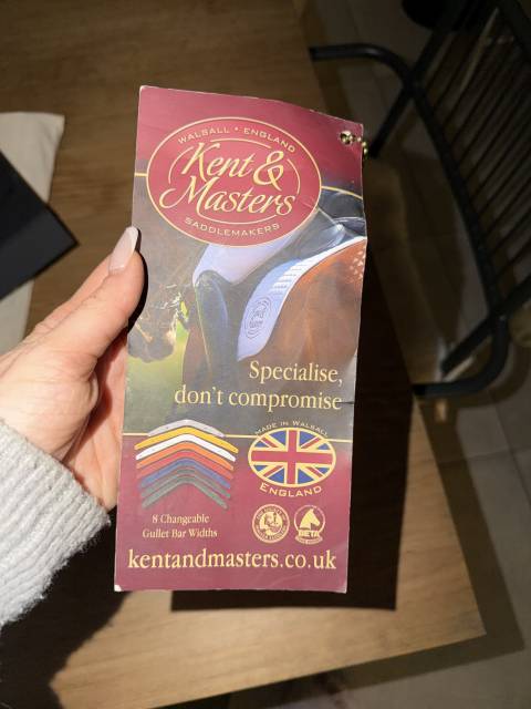 Sella mista KENT & MASTERS  17" - 2024