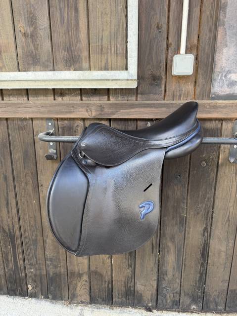 Sella mista Privil&egrave;ge Equitation  17.5" - 2024