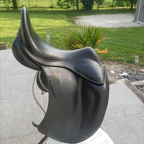 Sella da dressage Childeric  18" - 2009