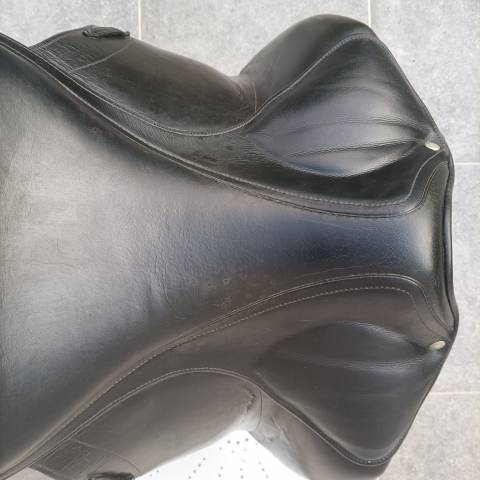 Sella da dressage Childeric  18" - 2009