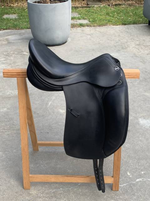 Sella da dressage Erreplus Adelinde 17" - 2017