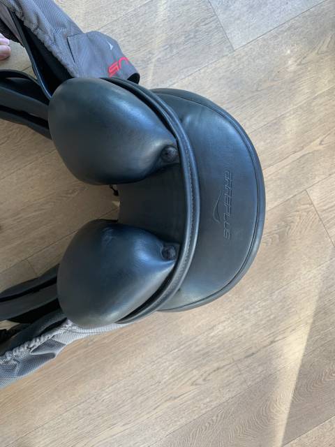 Sella da dressage Erreplus Adelinde 17" - 2017