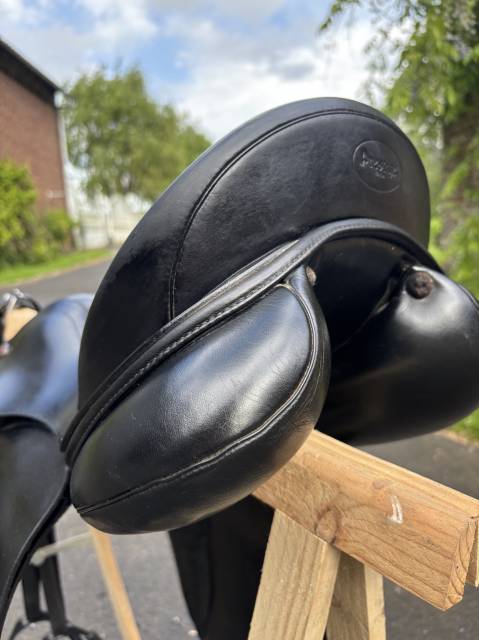 Sella da dressage Prestige Italia  17" - 2010