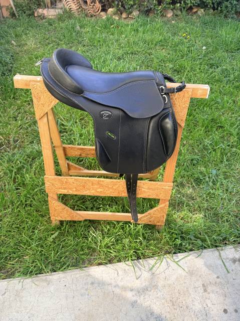 Sella da cross  Guy Cantin  15.5" - 2024