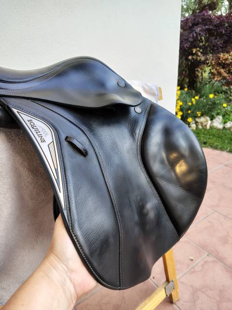 Sella Equiline color nero, 17'', anno 2018