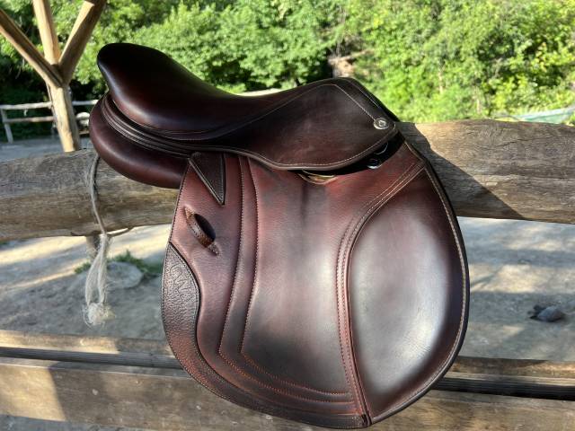 Sella da salto ostacoli CWD  15.5" - 2016