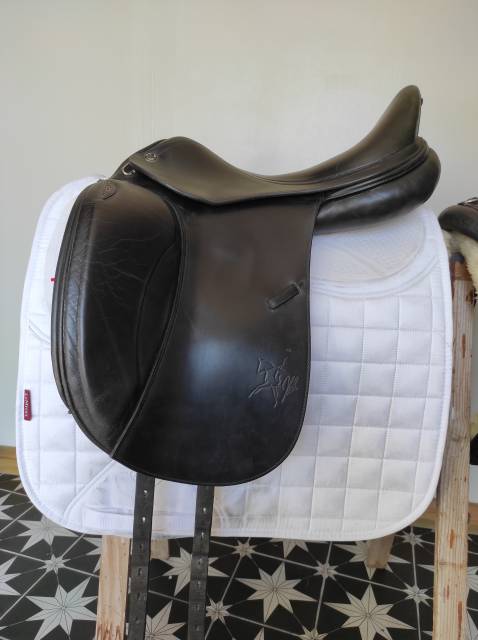 Sella da dressage Prestige Italia  17.5" - 2019