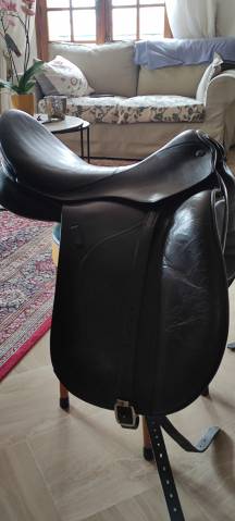 Sella da dressage Stubben  17.5" - 2019
