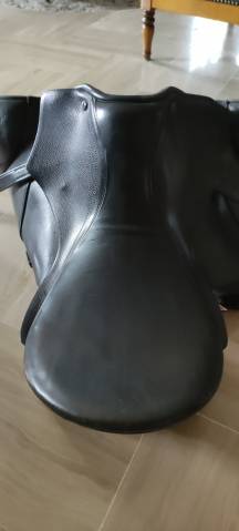 Sella da dressage Stubben  17.5" - 2019