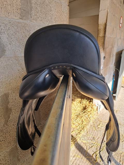 Sella da dressage Antar&egrave;s  17" - 2013