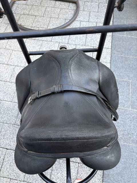 Sella da dressage Wintec  16.5" - 2010