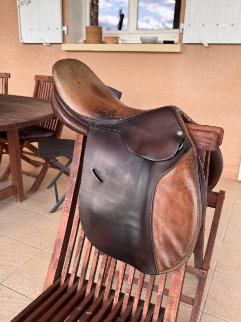 Sella da salto ostacoli Butet  17" - 2000