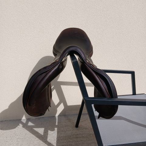 Sella da salto ostacoli Voltaire Design  18" - 2012